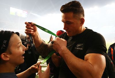 <b>Sonny Bill Williams has given a young NZ fan the thrill of a lifetime after gifting his Rugby World Cup winners’ medal to a small boy. </b><br/><br/>The cross-code star said he “felt sorry” for Charlie Lines after the 15-year-old was “smoked by one of the security guards” as he snuck onto Twickenham to give Williams a hug after the All Blacks’ historic triumph.<br/><br/>So he took the young boy back to his mother in the stands and hung his medal around Charlie's neck. <br/><br/>“Better hanging around his neck than on my wall at home, I guess,” Williams said humbly. <br/>