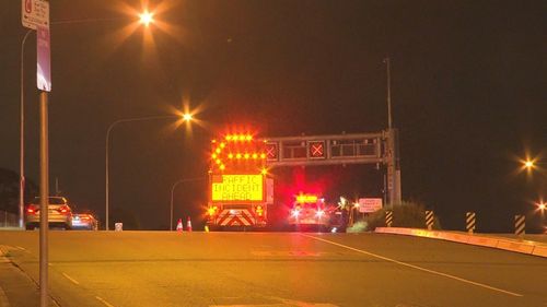 Six people arrested after lengthy police pursuit through Sydney