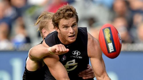 Carlton's Lachie Henderson requests trade from struggling AFL club
