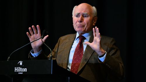 Former Prime Minister John Howard has said the Labor primary vote is too low to translate into electoral victory. (AAP)