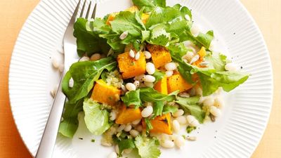 <a href="http://kitchen.nine.com.au/2016/05/16/14/51/pumpkin-and-white-bean-salad" target="_top">Pumpkin and white bean salad</a>