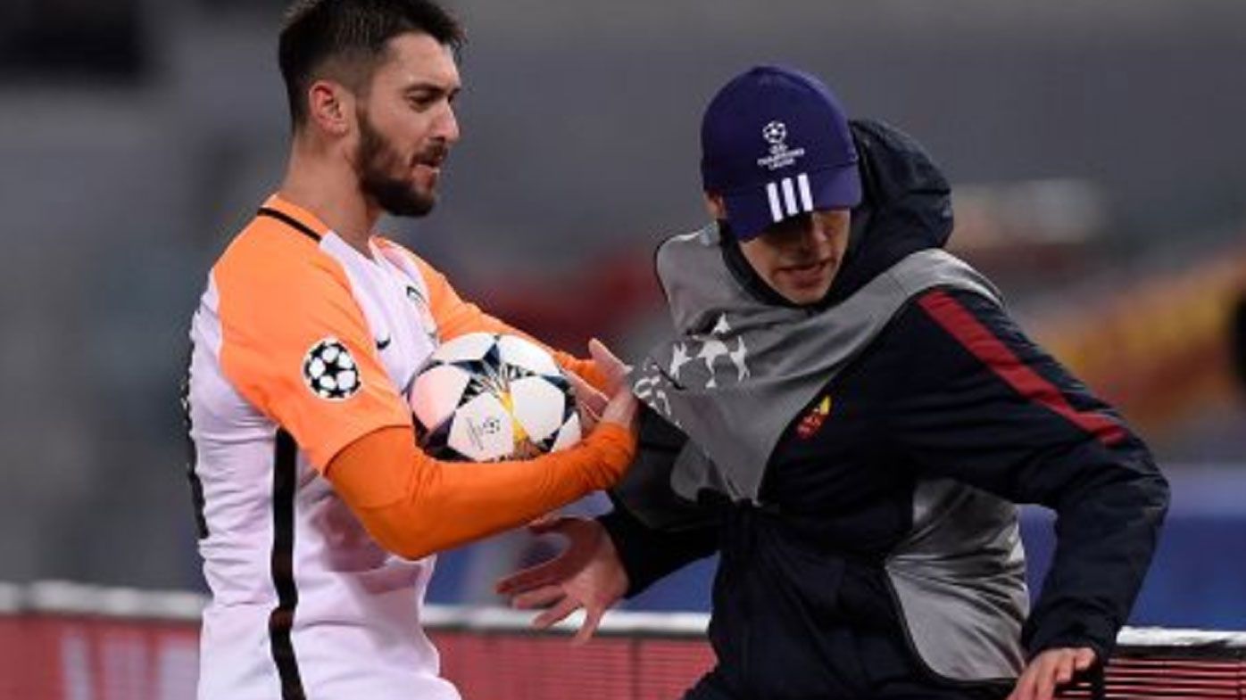 Shakhtar Donetsk's Facundo Ferreyra pushes ball boy in UCL loss to Roma