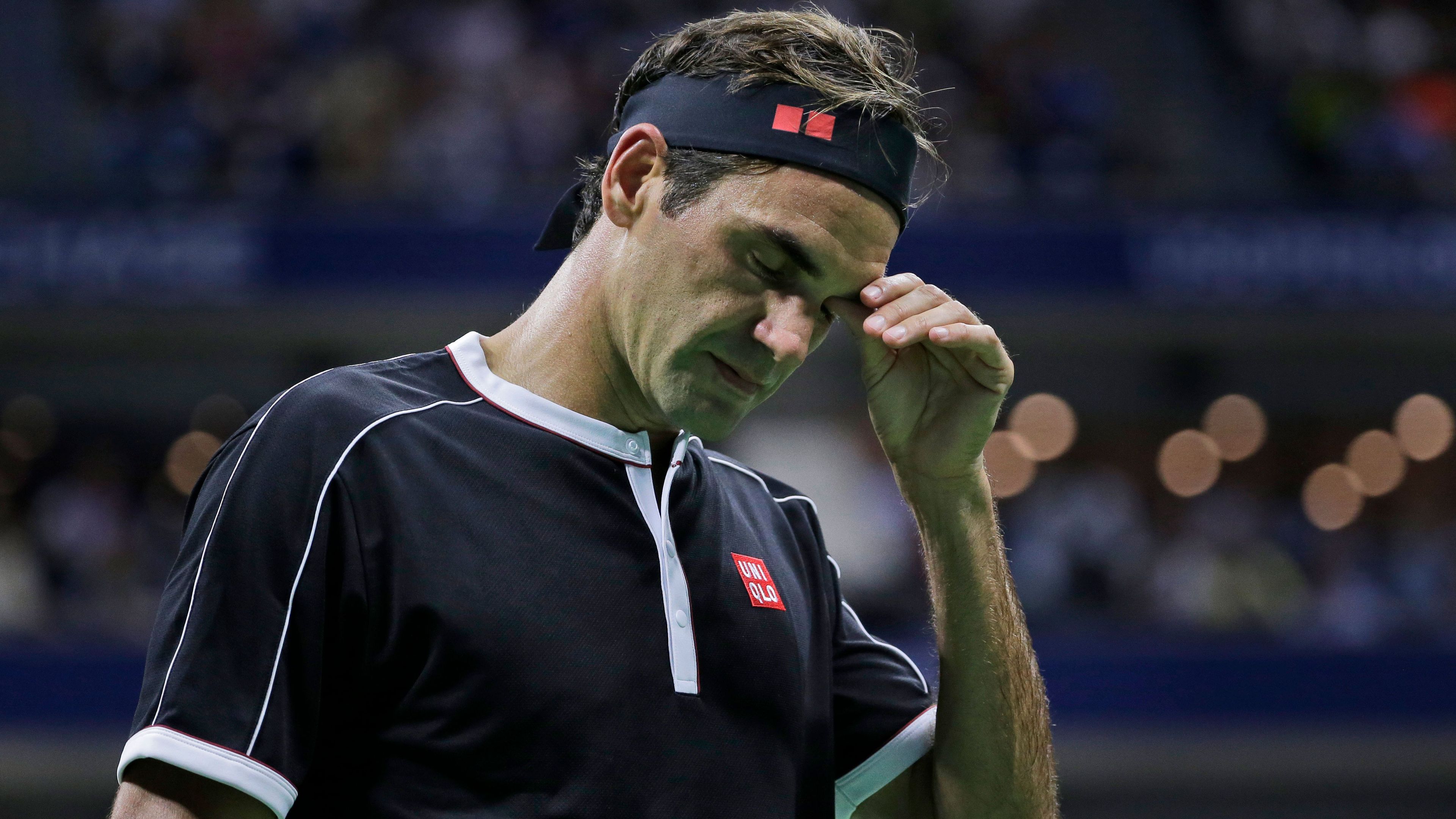 Roger Federer shocked by Grigor Dimitrov to lose US Open quarter final