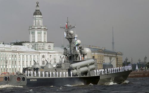 Russian Navy sailors of the missile boat 'Morshansk' attend a rehearsal for the 'Russia Navy Day' parade in St. Petersburg. (AAP)