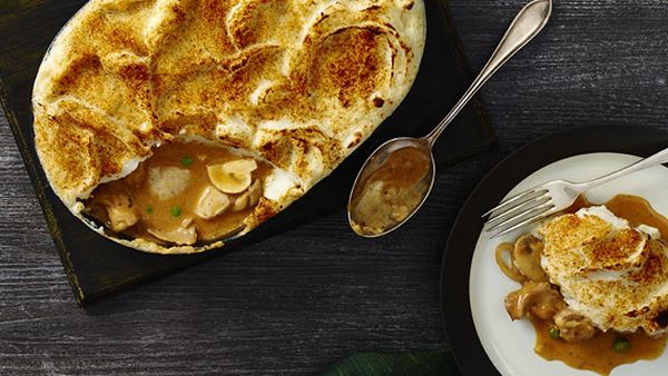 Chicken stroganoff potato pie