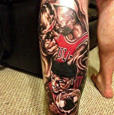 Michael Jordon and LeBron James share greatness ... and this man's calf.