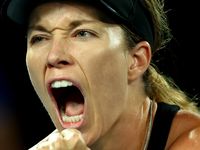 Danielle Collins vs Iga Świątek: Australian Open 2022 | Semi-Final Highlights