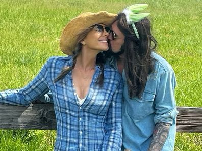 Elizabeth Hurley, Billy Ray Cyrus