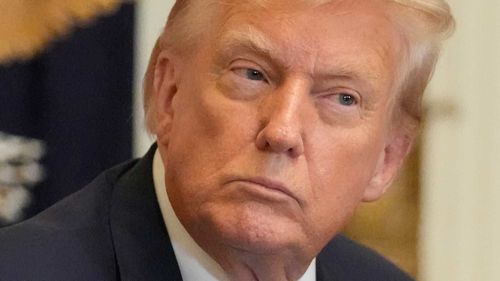 Donald Trump, Jeffrey Epstein'in 'Virginia Giuffre'yi kendisinden çaldığını söyledi.