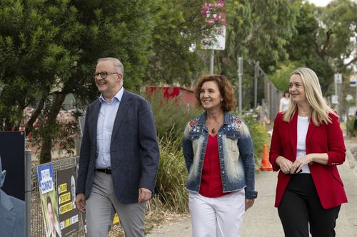 The Prime Minister Anthony Albanese and Labor candidate for Dunkley Jodie Belyea at Derinya Primary School in Frankston South, Melbourne where Jodie voted in the Dunkley by-election. The PM's fiancee Josie Haydon accompanied them. The Age. Picture:  Penny Stephens. Saturday 2nd March 2024