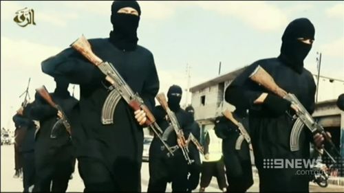 Global security experts say the number of teenagers joining extremist groups overseas is reaching epidemic levels. (9NEWS)