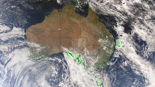 The picturesque conditions were thanks to a band of cloud moving east this morning. (Bureau of Meteorology)