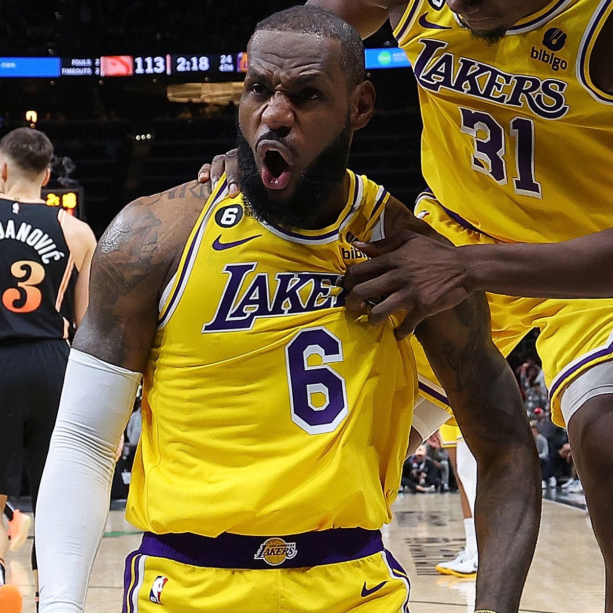 LeBron James the 7th Laker with multiple 50-point games