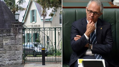 Ever wanted to holiday like a PM? Property website jokingly lists Kirribilli House as up for rent