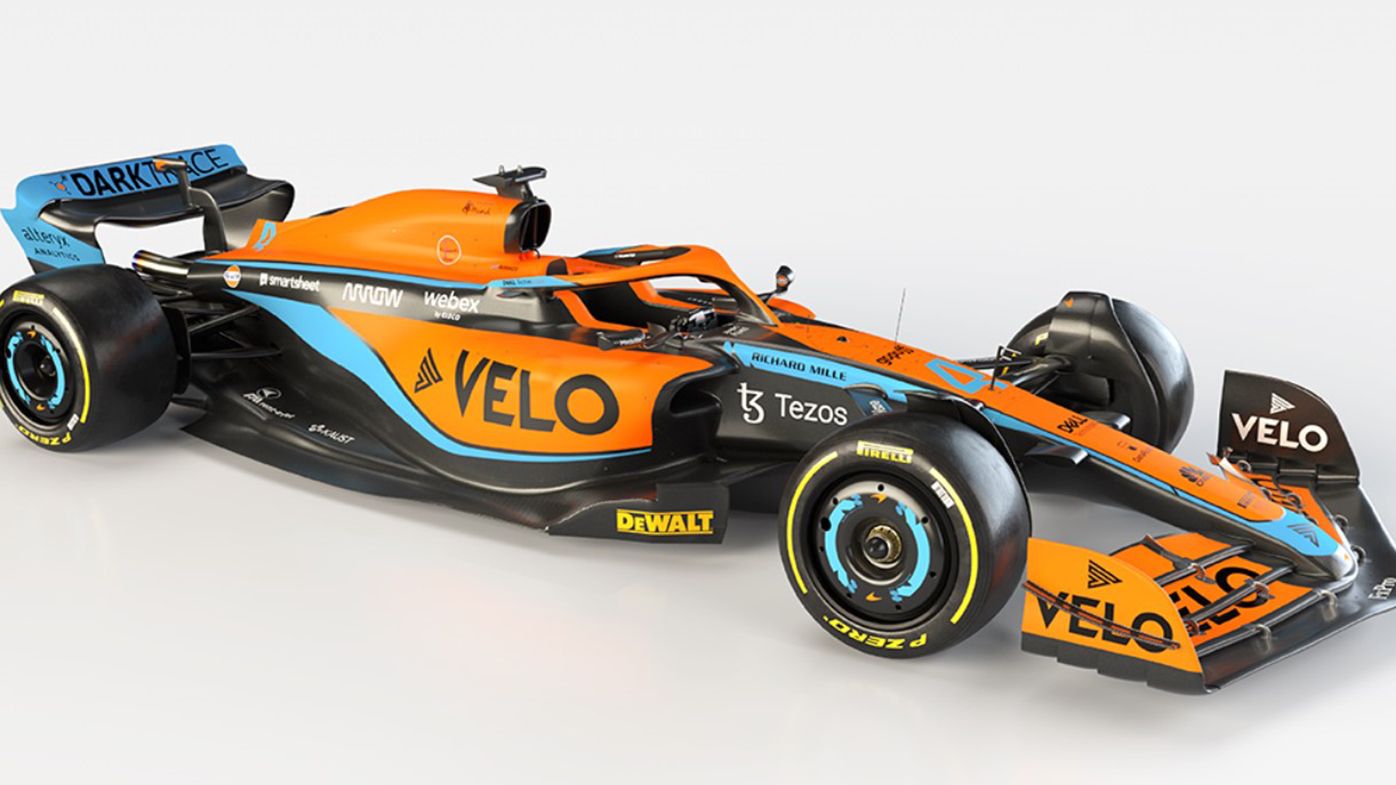 Daniel Ricciardo&#x27;s all-new McLaren for 2022.
