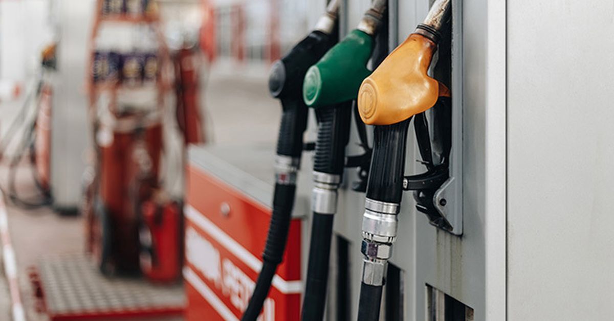 Why Aussie motorists should fill up their petrol tank now