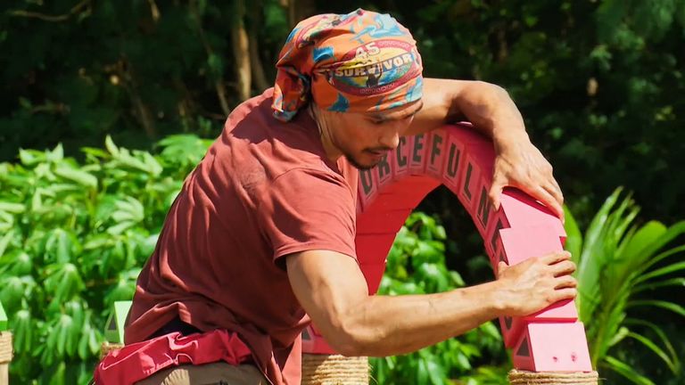 Watch Survivor Season 45 Episode 7: The Thorn in My Thumb - Full