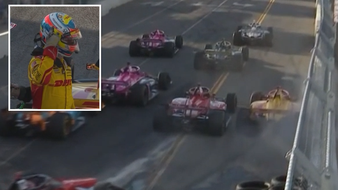 IndyCar champion's awkward 10 second encounter with team owner that is suing him