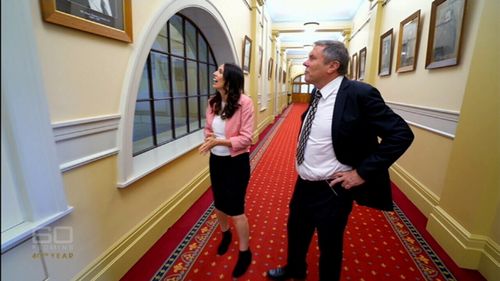 Ms Ardern gives reporter Charles Wooley a tour of Premier House. (60 MinuteS)