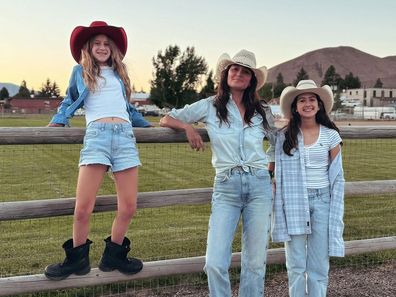 Emma Heming with her and Bruce Willis' two daughters.