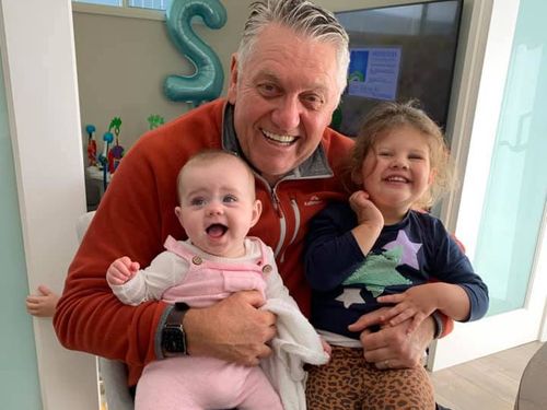 ray hadley with wife children and grandchildren 2GB