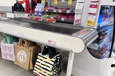 impulse buy supermarket checkout Coles Woolworths aldi iga