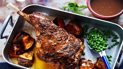 roast lamb leg with red wine gravy