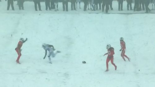 NFL: Buffalo Bills and Indianapolis Colts play in unbelievable snowstorm