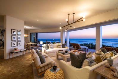Cindy Crawford former Malibu beach house hits market for super sum US$99.5 million