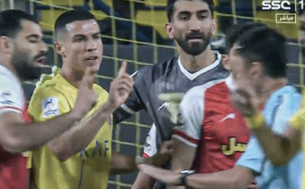 Cristiano Ronaldo asks referee to overturn penalty decision given to him  during Asian Champions League game