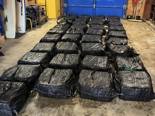 More than a tonne of cocaine seized by police after vessel intercepted 9NM off Nambucca Heads