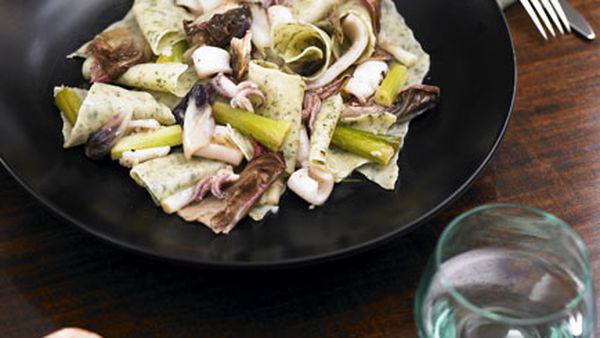 Maltagliati di pane con calamari