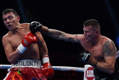 ...with his jab doing some damage and his defence tight enough to deflect Bolonti's blows