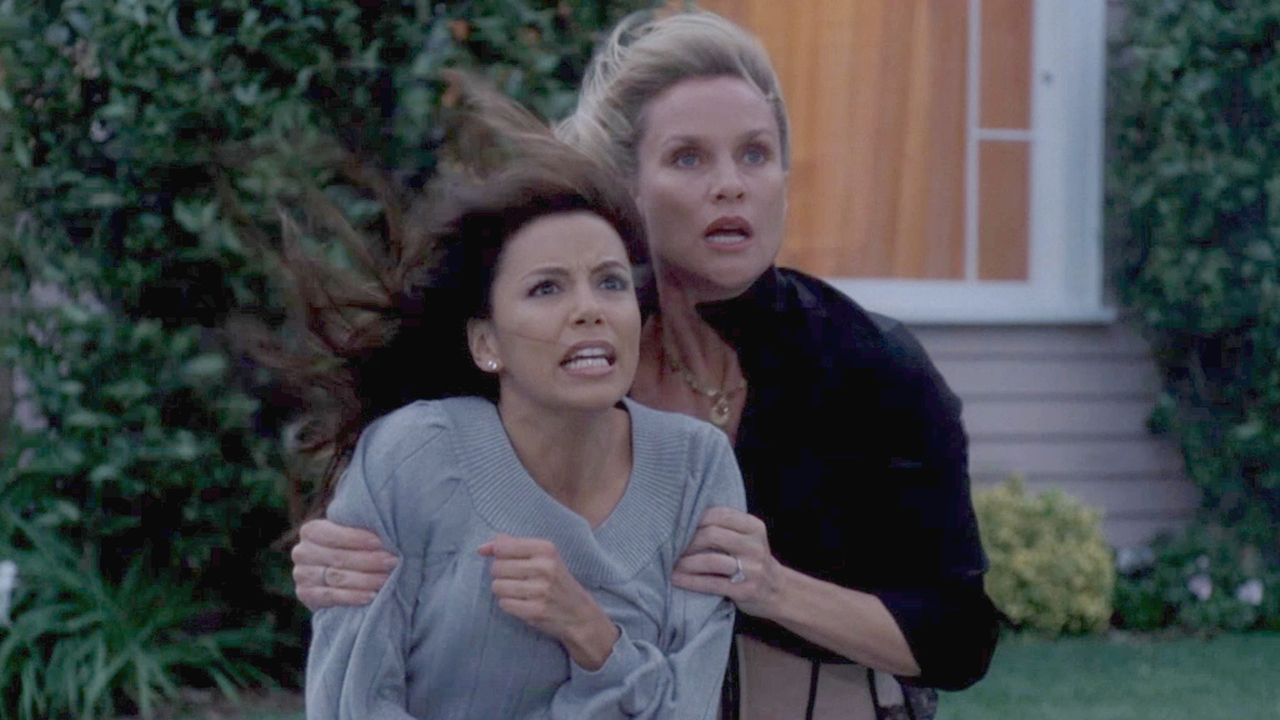 Desperate Housewives Season 4 Episode 9 Desperate Housewives Season 4 Ep 9 Something's Coming, Watch TV Online