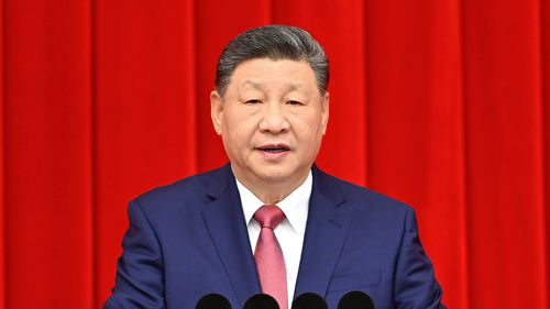 Xi Jinping, askeri çevrelerde eşsiz bir güç ve etkiye sahip.