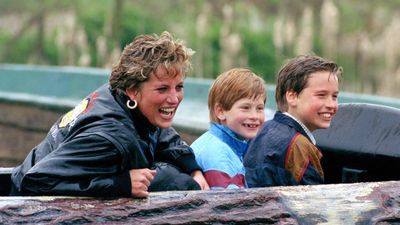 Diana and her boys make a splash at British amusement park Thorpe Park, 1993