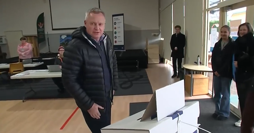 The polls have closed in Tasmania for the second election in just 15 months, as voters were forced to decide between a premier with no support behind him and an opposition hoping to offer a fresh start.