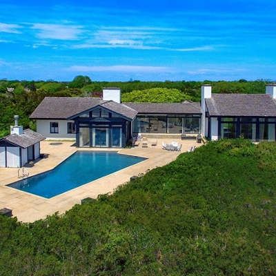 Revlon billionaire offloads Hamptons beach estate for whopping $123 million