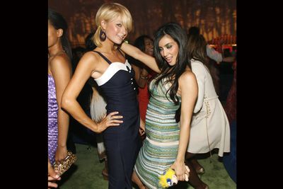Being a teenager of Hollywood, Kim regularly partied with gal pal Paris Hilton.