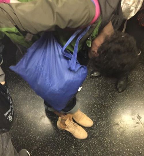 Good Samaritan walks home barefoot to help out a homeless woman in need