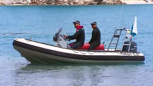 Police divers had trouble locating the drowned man's body in Stockton Lake, but found him just before 1pm today.