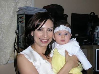 Jo Abi with her daughter in 2009.