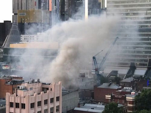 Parts of the city were engulfed in smoke from the blaze. (MFB)