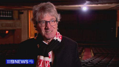 Brendan is the brother of St Kilda great Barry Breen, who kicked the winning point in the Saints' only premiership win in 1966.