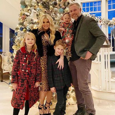 Jessica Simpson, Erich Johnson and three children: Birdie Mae Johnson, Ace Knute Johnson, Maxwell Drew Johnson.