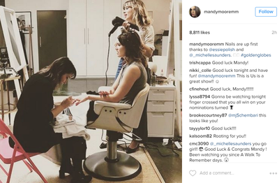 <p>Mandy Moore has a team of beauty therapists whipping her into perfect party shape. Hello nails and hair.</p>
<p>Image: <em>Instagram</em>/@mandymooremm</p>