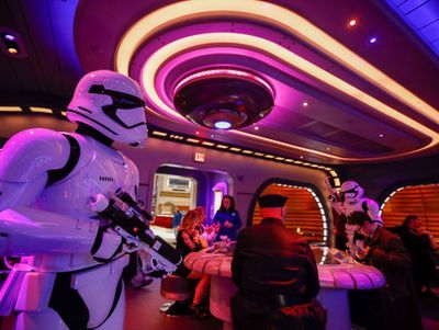 Star Wars: Galactic Cruiser, Disney World