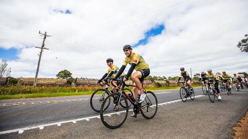 Cyclists rode from Collie to Perth.
