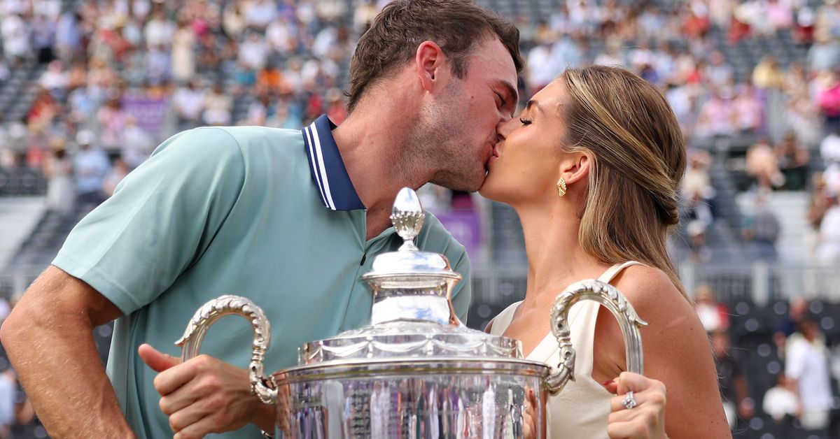Tennis star announces engagement after Wimbledon finals