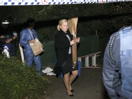 North Shore Police Area Command and the State Crime Command's Homicide Squad work at the Greenwich home. Picture: AAP